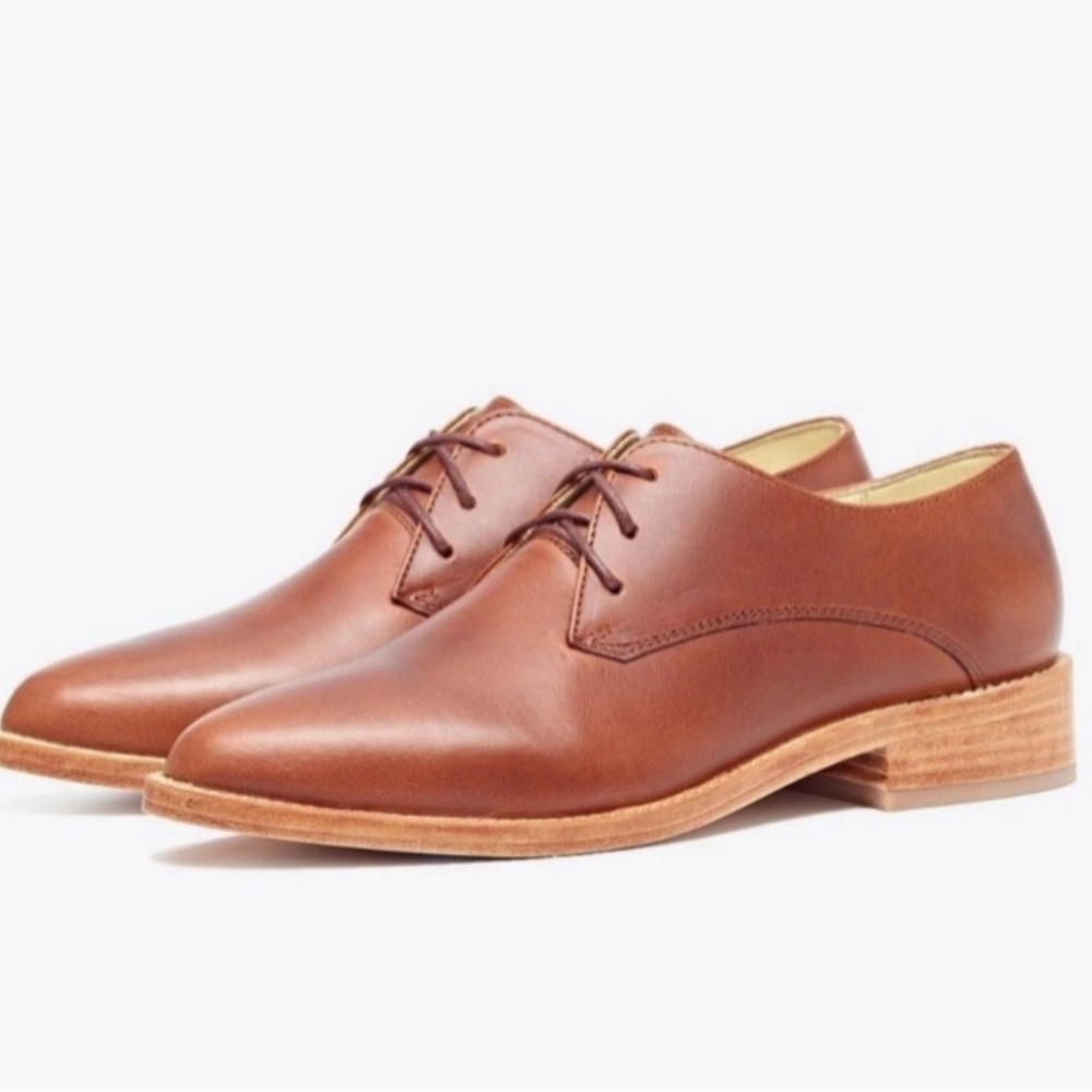 Nisolo| Genuine Leather oxfords | Nisolo oxfords, size 6. Have only worn twice.
